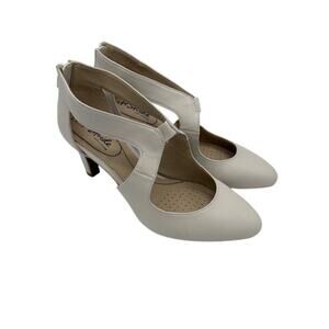 Life Stride Neutral T-Strap Heels Size 6.5 New